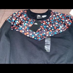 Nike cropped sweatshirt